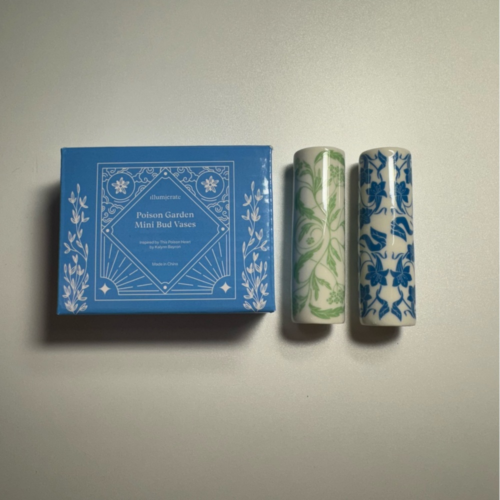 Illumicrate Poison Garden Ceramic Mini Bud Vases